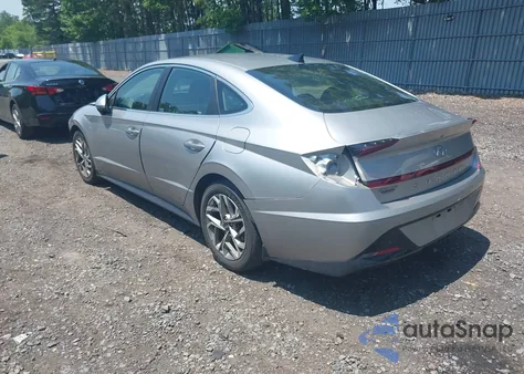 2021 Hyundai Sonata Sel z USA, uszkodzony, nr VIN 5NPEL4JA2MH086318